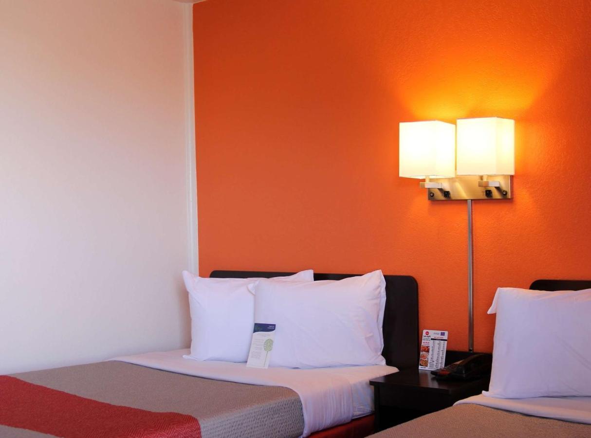 Hotel 6-goodland, Ks Goodland